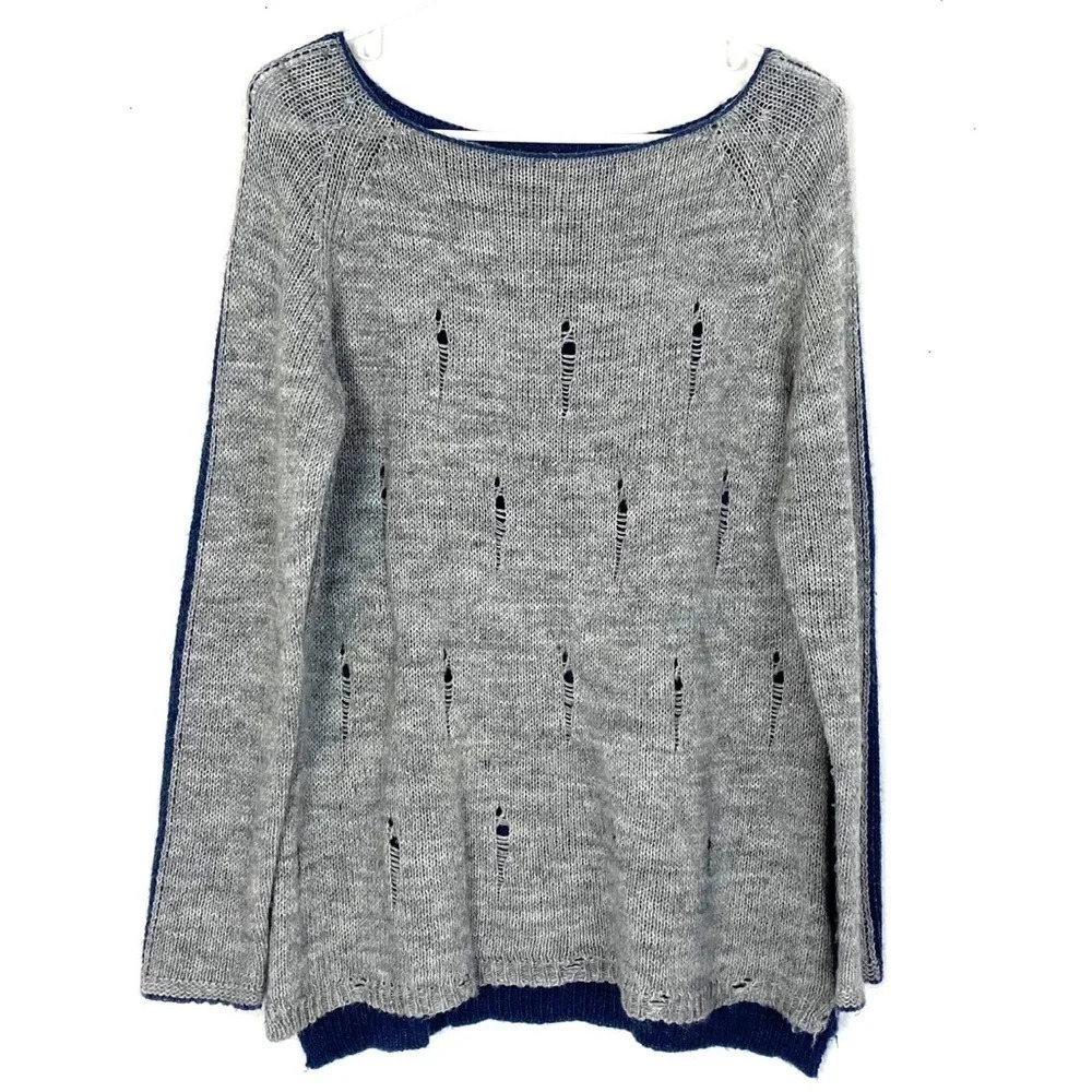 Another Story NYC Distressed Sweater Womens Size Medium Grey Blue Long Sleeve